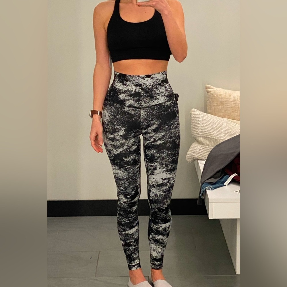 Like new lululemon leggings
